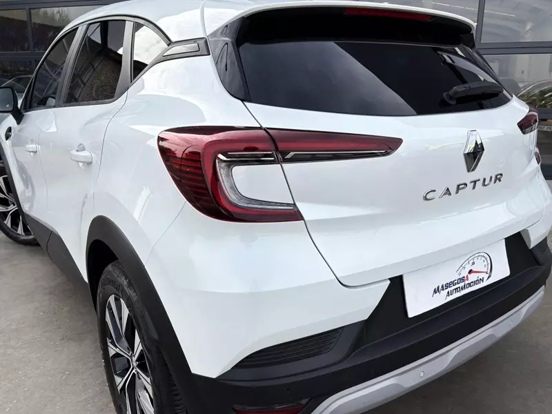 Renault Captur Evolution TCe 90cv 90 CV Manual